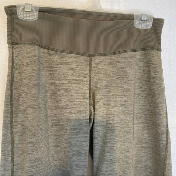 Lululemon Flow and Go Crop  Ladies 4 Heathered Moss Green - Picture 3 of 11